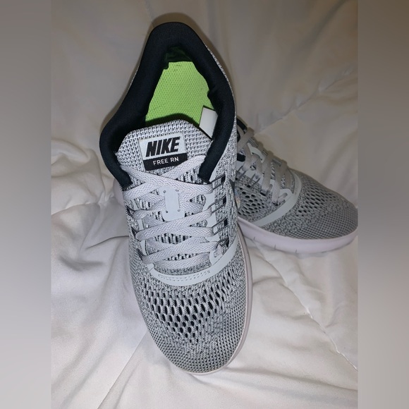 Nike Free Run White/Black-Pure Platinum - Picture 6 of 8